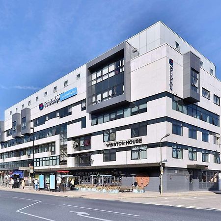 Travelodge London Finchley Dış mekan fotoğraf